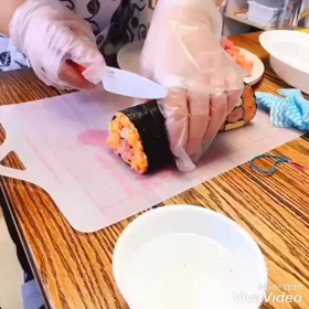 飾り巻き寿司カットしま〜す♪の画像