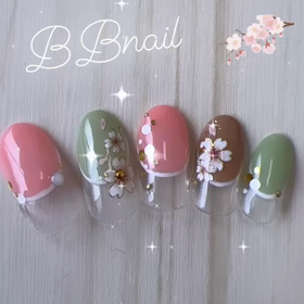 お花ネイルの画像