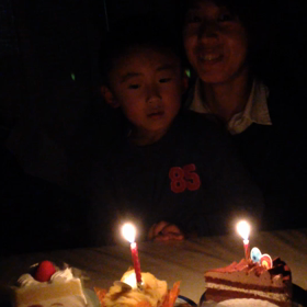 消えないローソクの画像