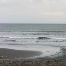 5月19日千葉北、東浪見の朝の波の画像