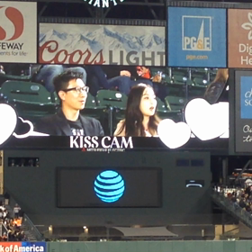 サンフランシスコ ジャイアンツ キス♡の画像