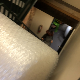 右みて左みての画像