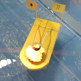 ポンポン船の画像