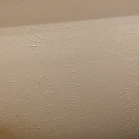 家族が増えて騒がしい夜の画像