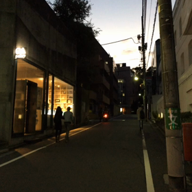 GAギャラリーの前の坂道の画像