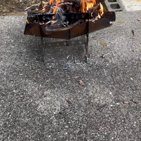 年末の焚き火の画像