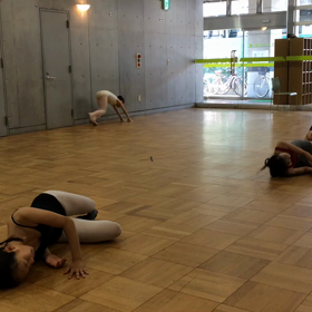 キラキラ会館の床は…の画像