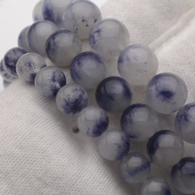 デュモルチライト水晶のブレスレットの動画ですの画像