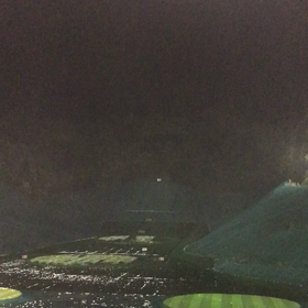 台風の中の練習の画像