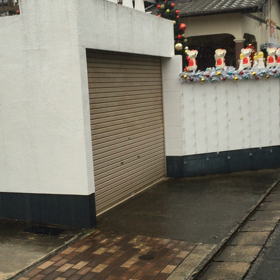 昨日の雨を電飾の家よりの画像