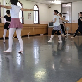 金曜　朝のレディースバレエの画像