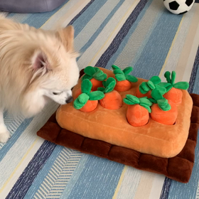 愛犬チワワくん大好きにんじんオモチャの画像