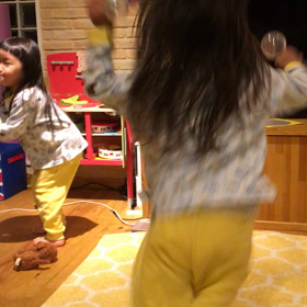 謎の舞。の画像