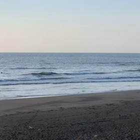 5月26日ちあ、東浪見の朝の波の画像