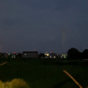 遠くで稲光の画像