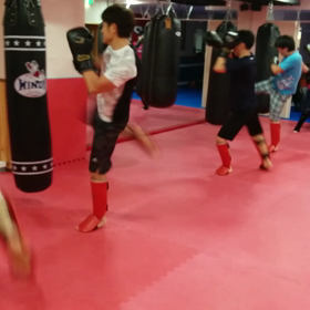 スタンドアップスタジオの画像