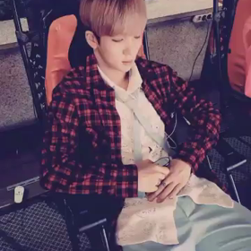 【ｽﾇﾎﾟ】スヒョン・肩こり？～公式Twitter～の画像