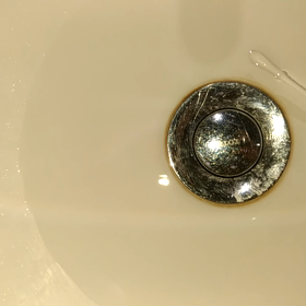 南半球の渦(うず)は逆回りかの画像