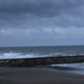 9月17日千葉北、東浪見の朝の波の画像