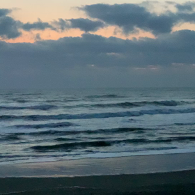 3月9日千葉北、東浪見の朝の波の画像