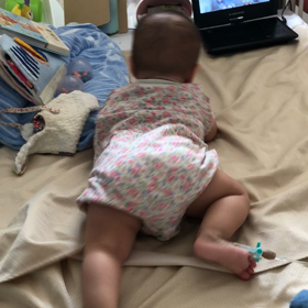 ずり這い出来るようになりましたの画像