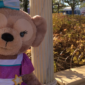 可愛すぎ注意報！現在のダッフィー、メイちゃんはステップのコスチューム(*´꒳`*)の画像