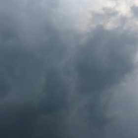雷の前兆の画像