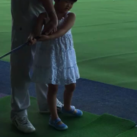 三女ゴルフの画像