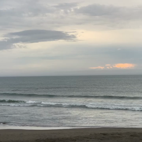7月9日千葉北、東浪見の朝の波の画像