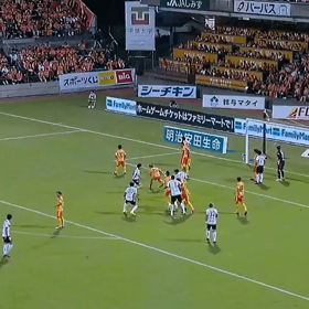 【ハンド4】不自然に体を大きくしているか。('19)の画像