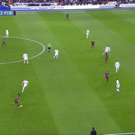 ひ  きつけるドリブルの画像