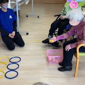 輪っか入れゲームの画像