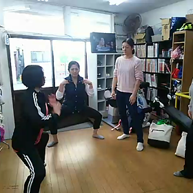 相撲トレーニングの画像