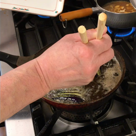 #紅亭 9月2日(水曜日)の#おまかせランチ は、#煮込みハンバーグ と、#揚げ茄子 ま...の画像