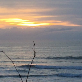 6月18日千葉北、東浪見の朝の波の画像