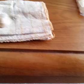 銀杏を缶コーヒーで割るの画像