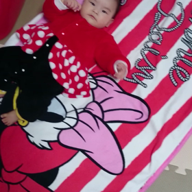 寝返り動画の画像