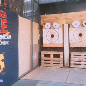 思いの丈を斧に込めての画像