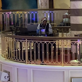 クルーズ船上のエンターテイメントの画像