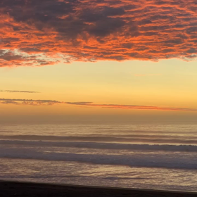 8月6日千葉北、東浪見の朝の波の画像