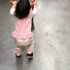 娘のショッピングデビューの画像