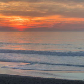 6月30日千葉北、東浪見の朝の波の画像