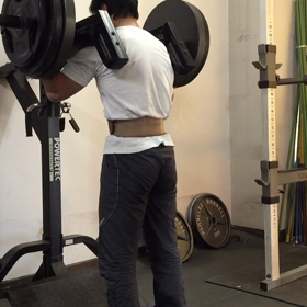 脚トレはハイバースクワットとレッグエクステンションのみ⁉️の画像