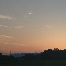 地上の星❓と、宵の明星の画像