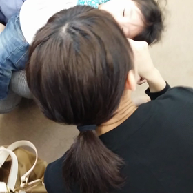 派手と地味の画像