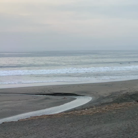 6月30日千葉北、東浪見の朝の波の画像