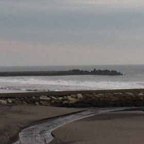 10月16日千葉北、東浪見の朝の波の画像