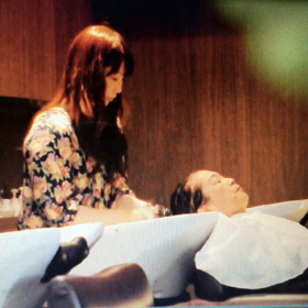 美容師アシスタントの画像