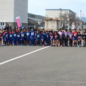 ２キロの部(小４～小６)スタート その１の画像