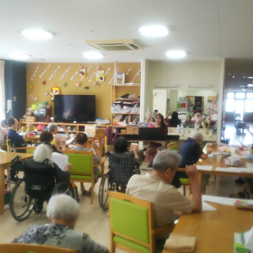 愛唱歌を歌うの画像